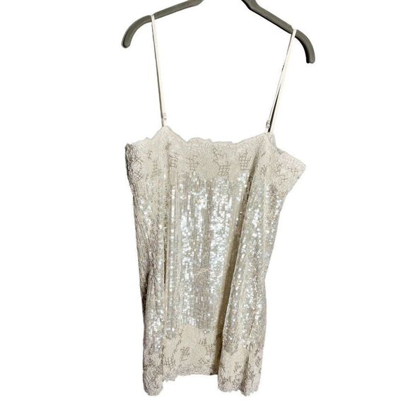 NEW BHLDN Audrey Adele Sequin Mini Shift Dress Beaded Sequin Bridal‎ Large - Picture 12 of 13